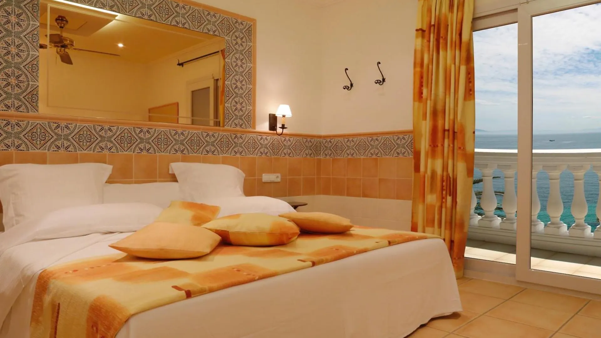 Hotel Vistabella Roses Spain
