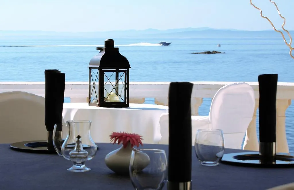 Hotel Vistabella Roses