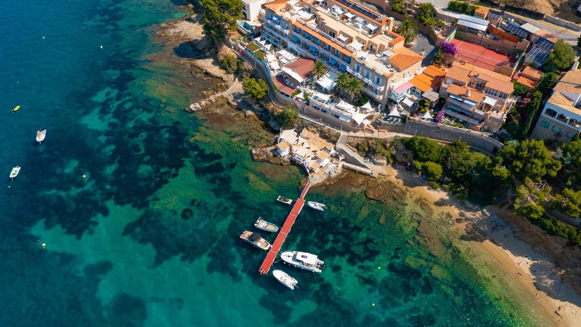 Hotel Vistabella contacts